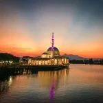 The Ultimate Guide to Kuching Nightlife: Bars, Clubs &amp; Live Music