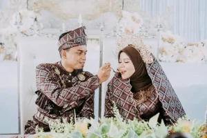 Islamic Etiquette in Malaysia: What Travelers Need to Know