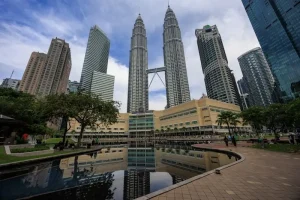 Which Malaysia Network is Best? Maxis, Celcom, or Digi Compared