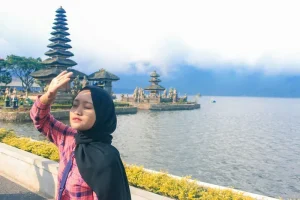 Beyond Cash: Exploring Digital Payment Options in Malaysia for Tourists.