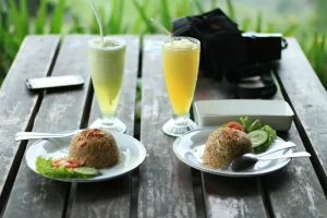 Beyond the Plate: Understanding Malaysian Dining Etiquette for Travelers